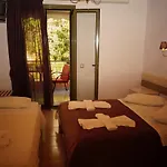 アパート Nontas Homes Kalamítsi