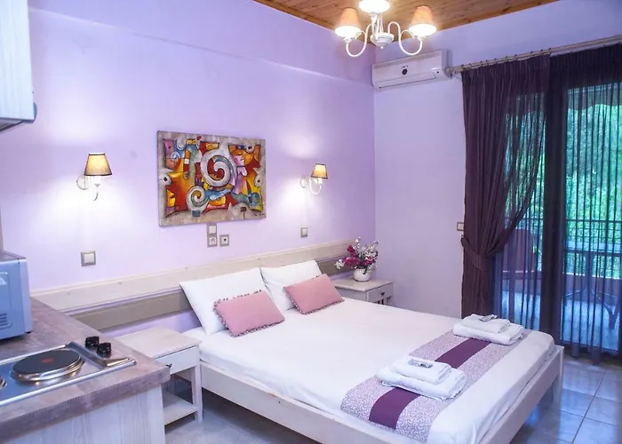 Apartament Nontas Homes Kalamítsi